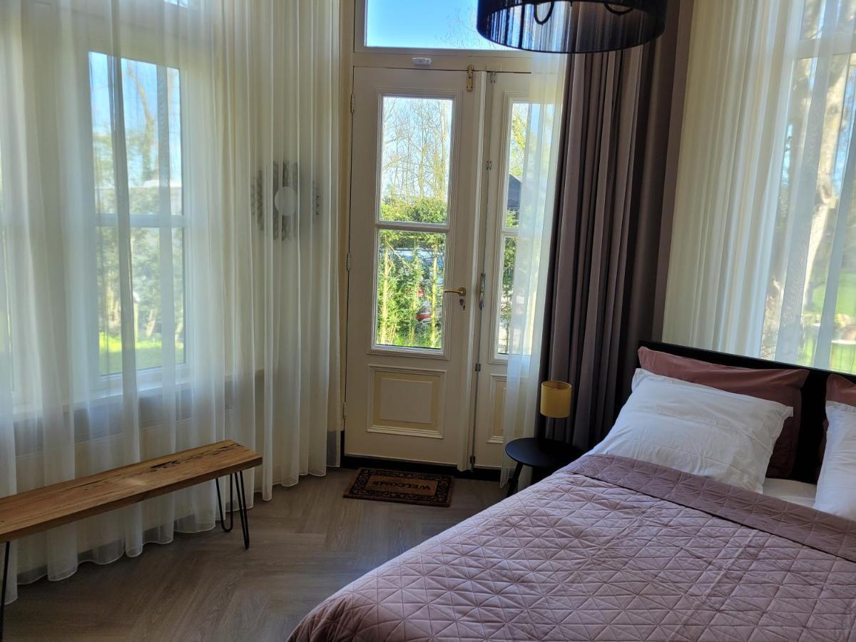 Pastorie Waaxens Bed & Breakfast Екстериор снимка
