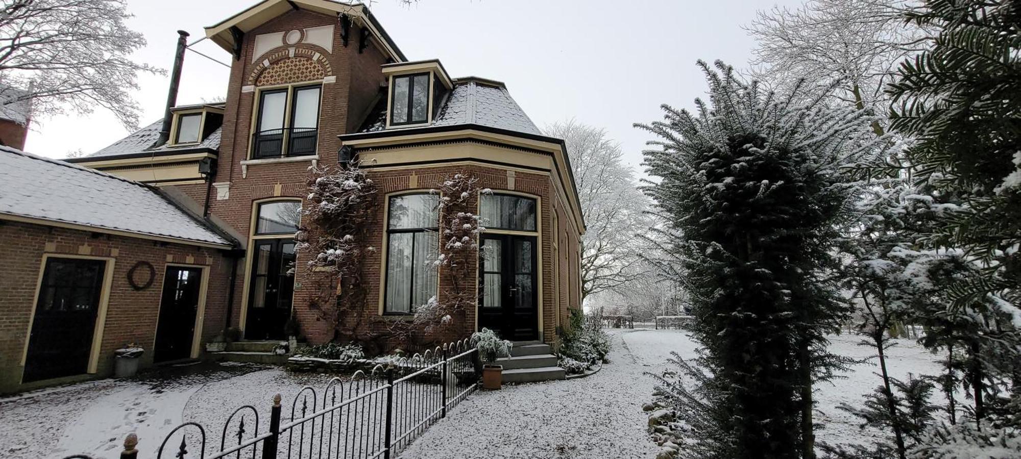 Pastorie Waaxens Bed & Breakfast Екстериор снимка